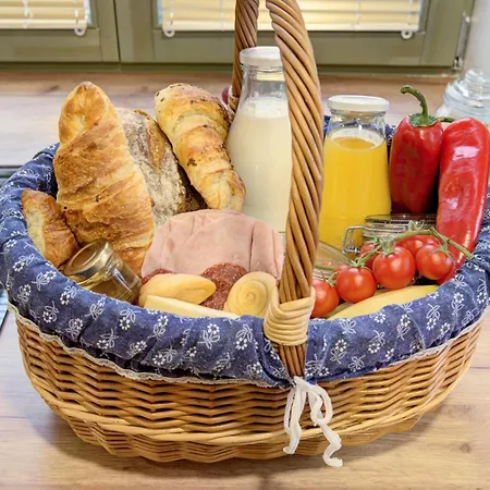 Rozmaring Vendeghaz Pensionat 3*