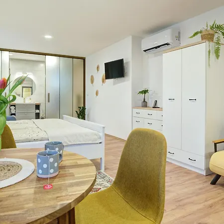 Rozmaring Vendeghaz Pensionat Zalaegerszeg