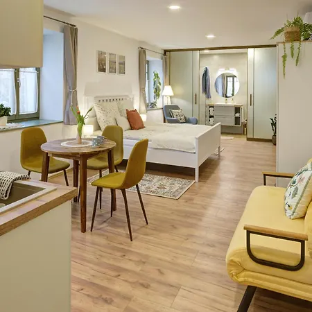 Rozmaring Vendeghaz Pensionat 3*