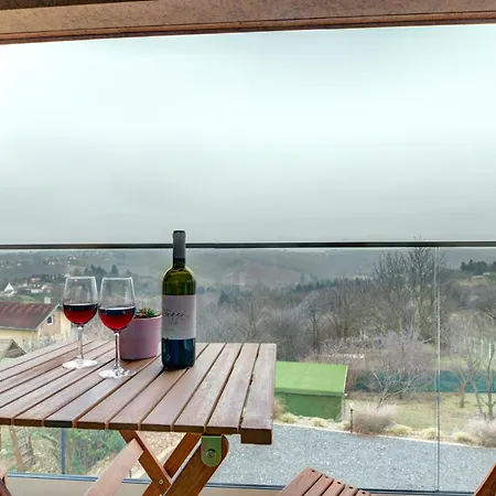 Rozmaring Vendeghaz Pensionat 3*