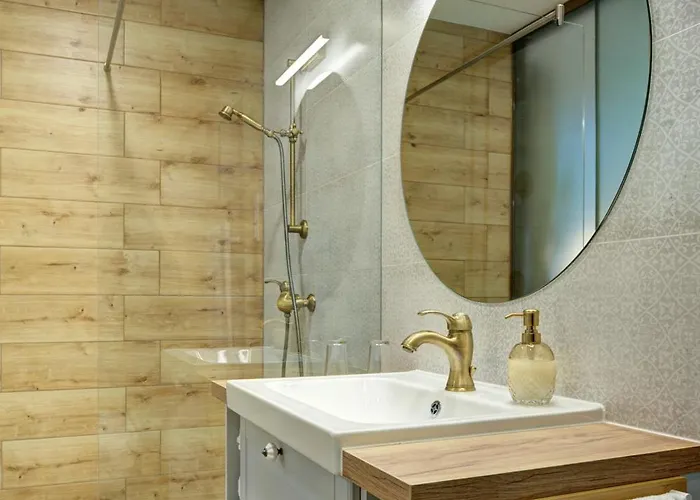Πανσιόν Rozmaring Vendeghaz 3*